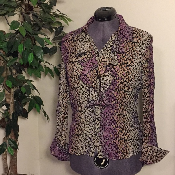 💗 Vintage purple dressy top with frills - Picture 3 of 8